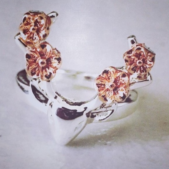 Rose Flower Antler Ring Deer Ring - Picture 1 of 1